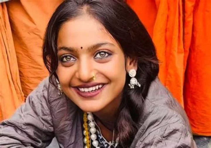 A Renowned Actress And Viral Sensation