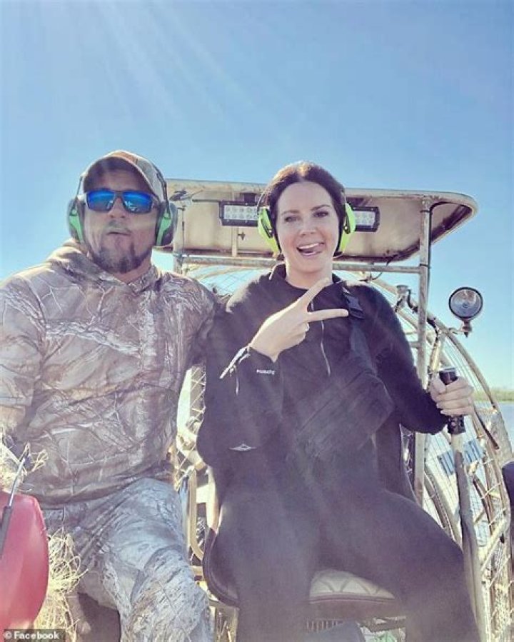 Is Lana Dating Noah? The Truth Unraveled